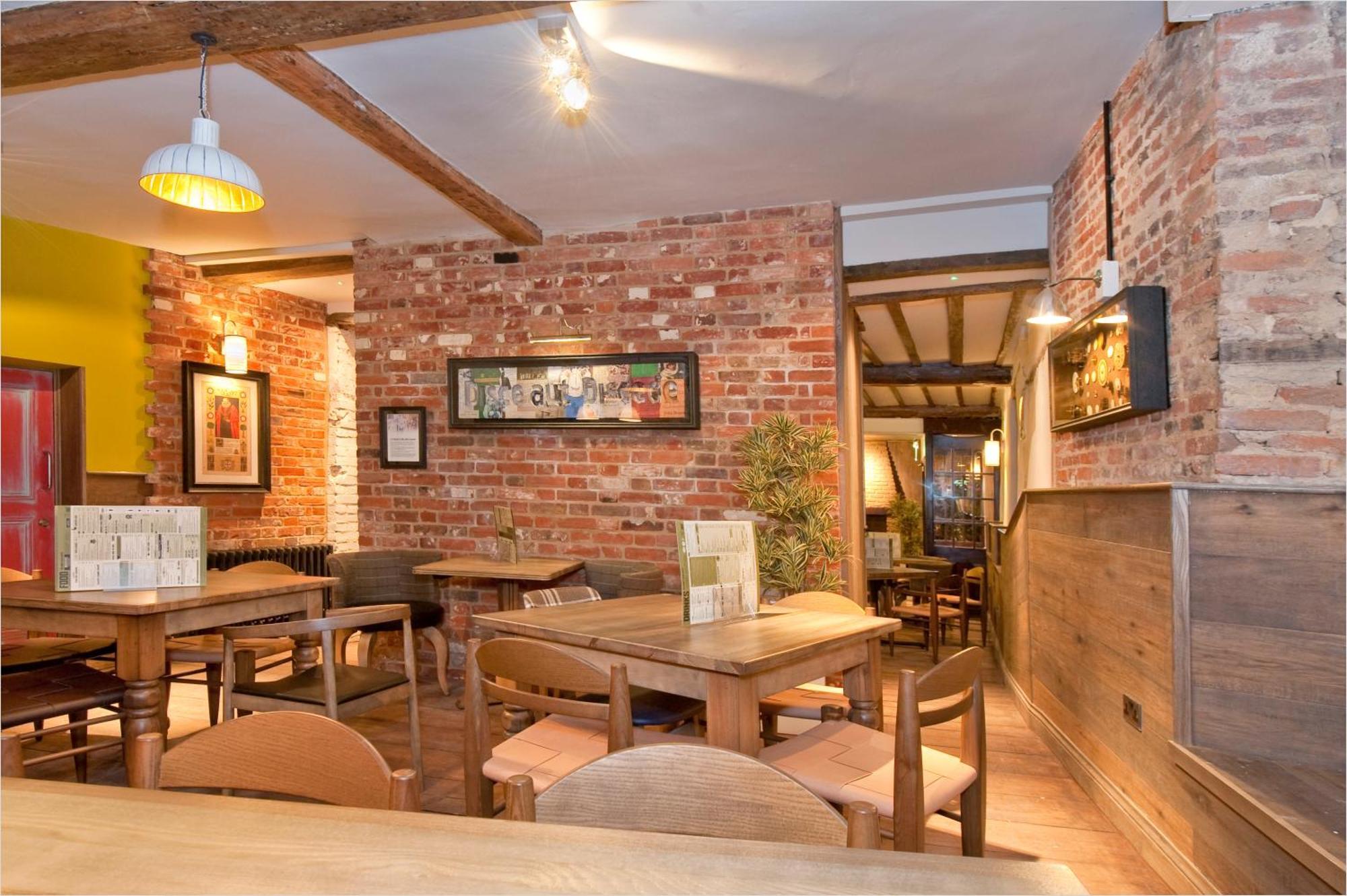 The King'S Head Hotel Wetherspoon Beccles Dış mekan fotoğraf