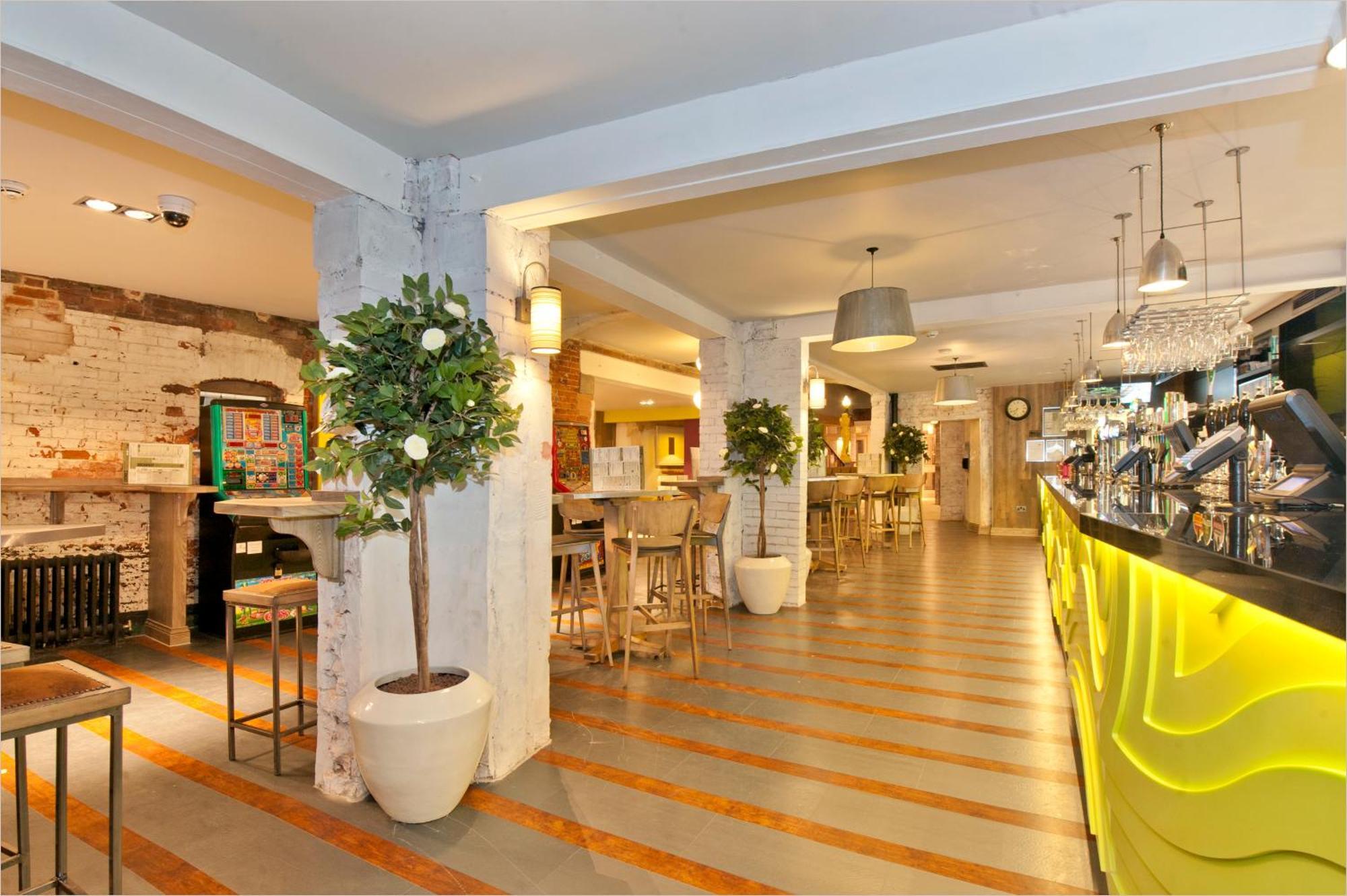 The King'S Head Hotel Wetherspoon Beccles Dış mekan fotoğraf