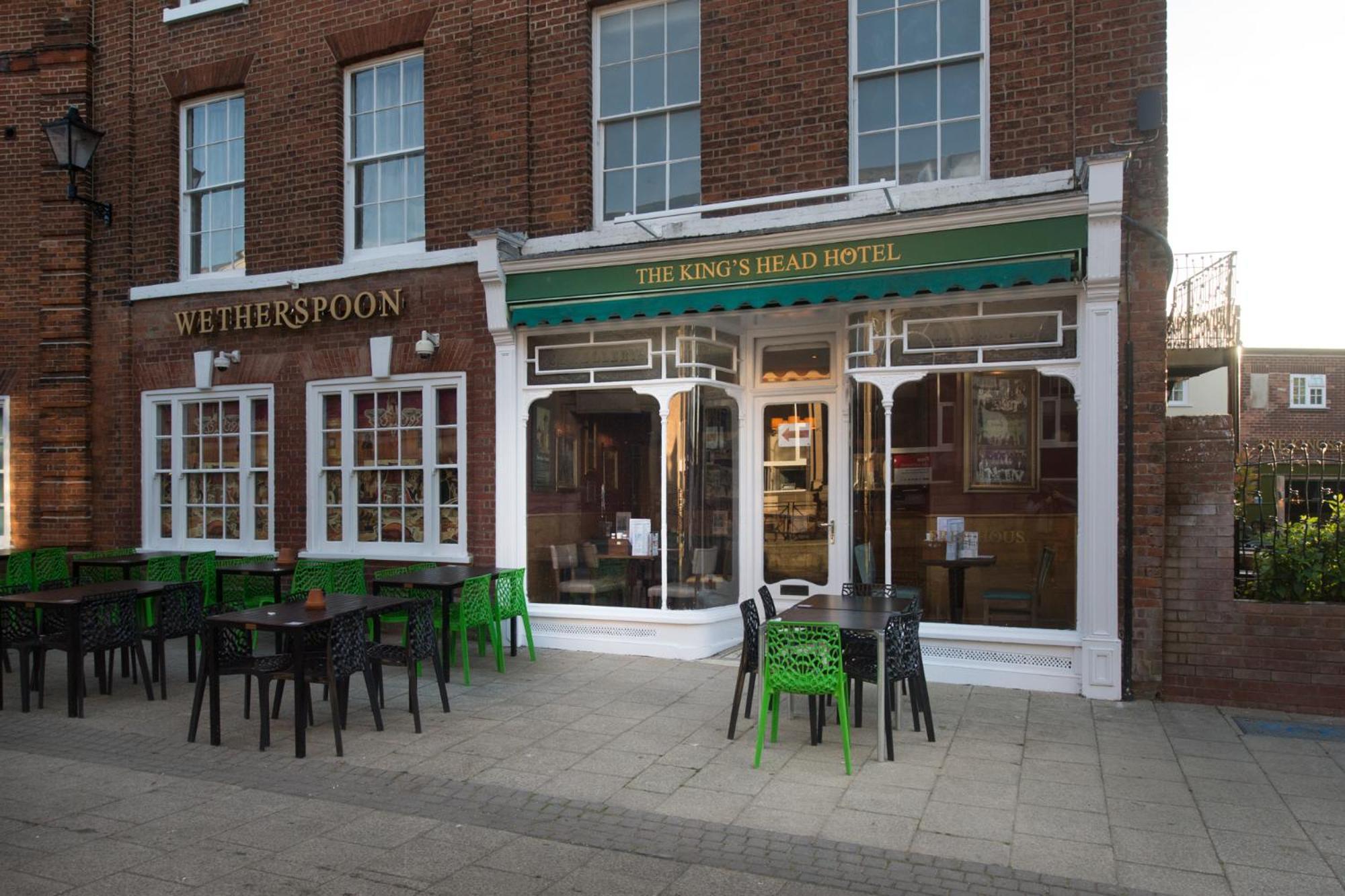 The King'S Head Hotel Wetherspoon Beccles Dış mekan fotoğraf