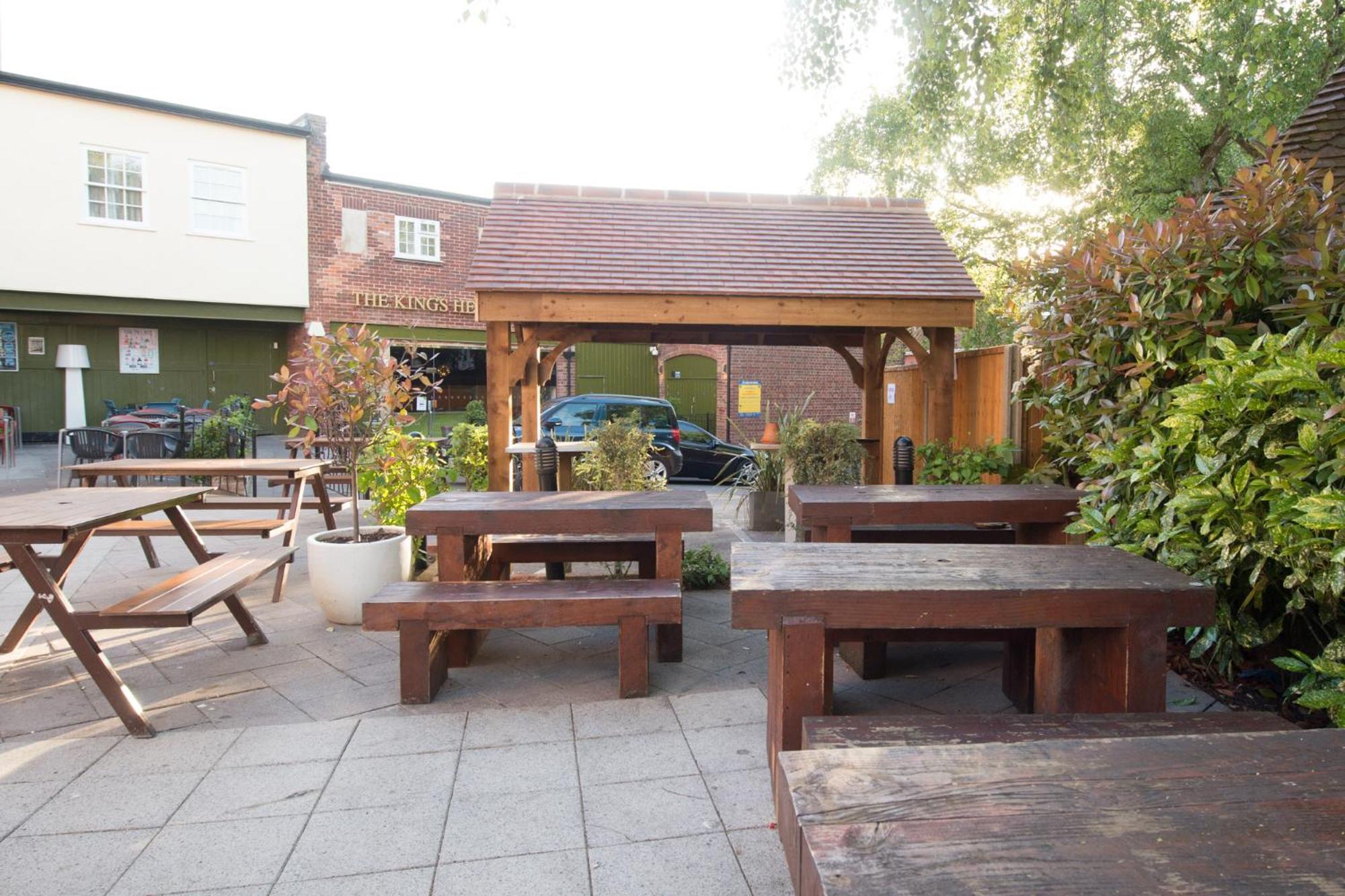 The King'S Head Hotel Wetherspoon Beccles Dış mekan fotoğraf