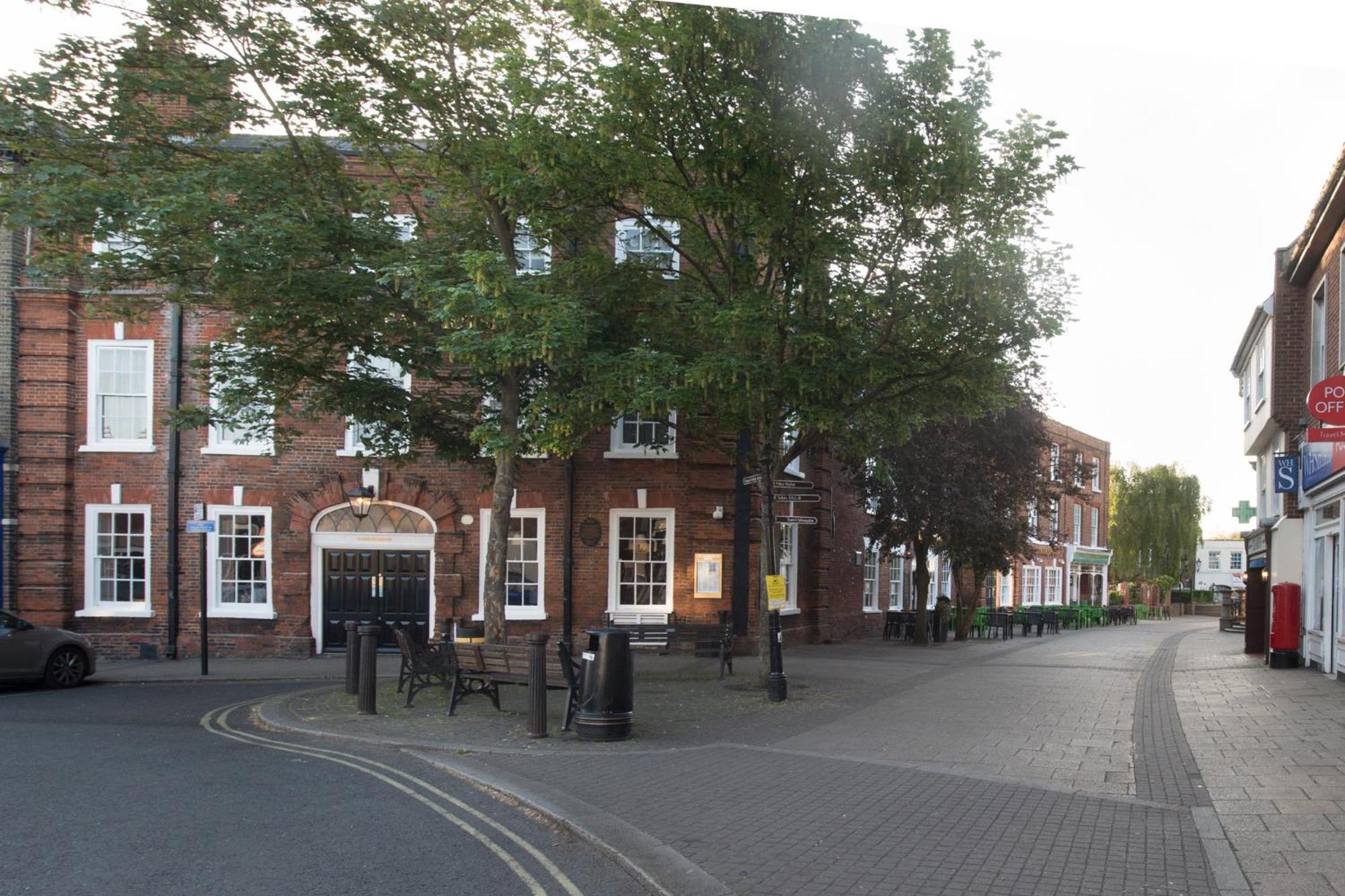 The King'S Head Hotel Wetherspoon Beccles Dış mekan fotoğraf