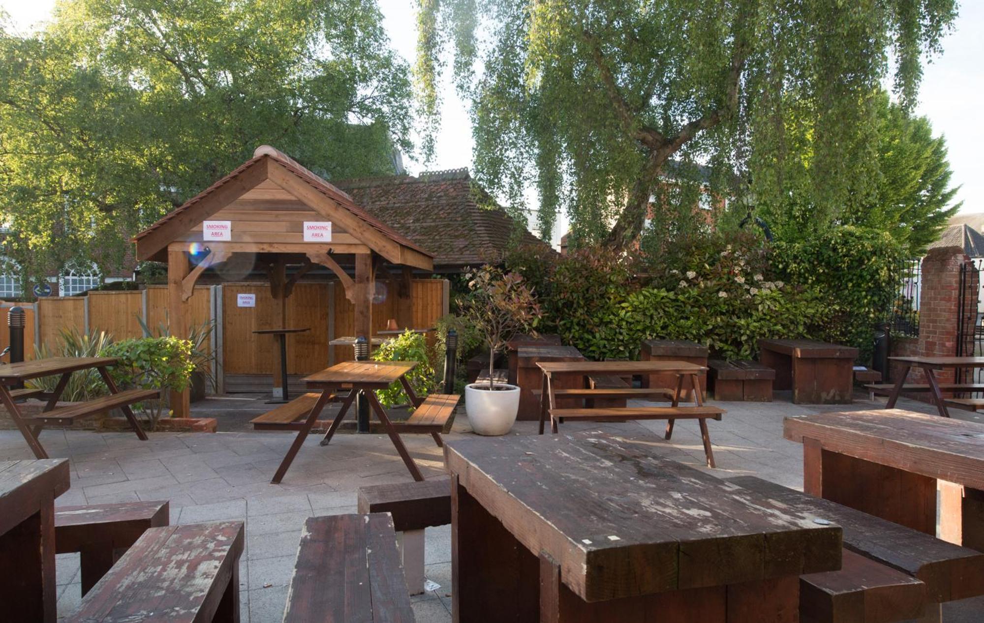 The King'S Head Hotel Wetherspoon Beccles Dış mekan fotoğraf