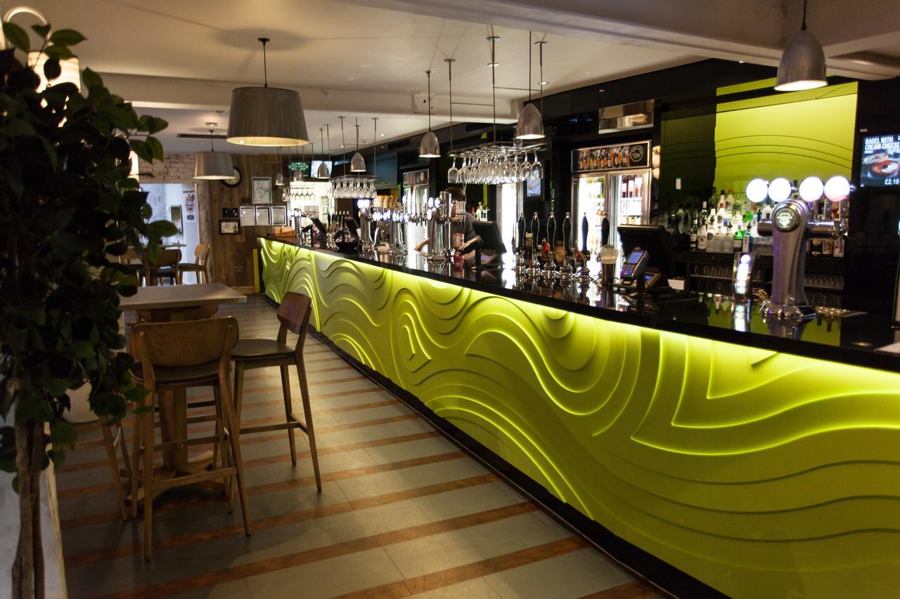 The King'S Head Hotel Wetherspoon Beccles Dış mekan fotoğraf