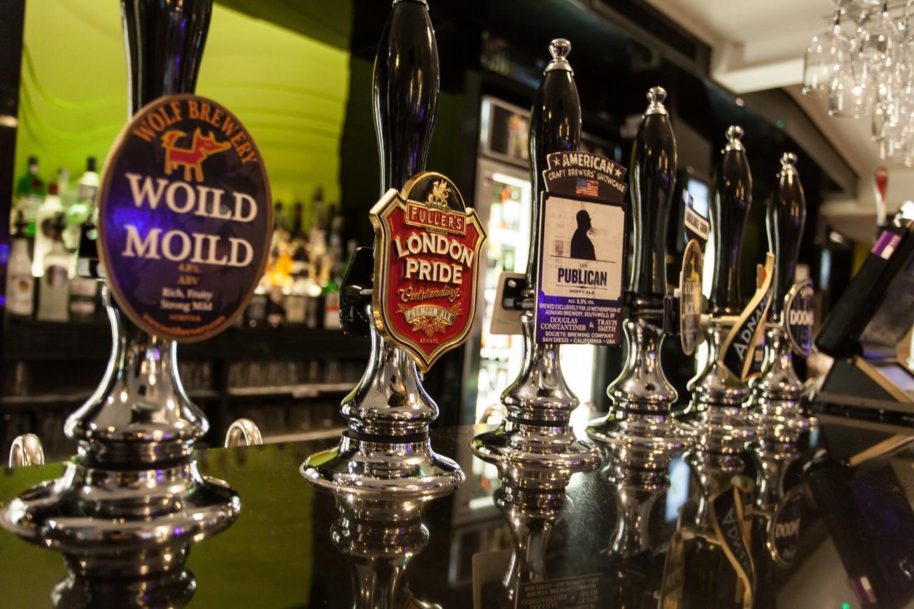The King'S Head Hotel Wetherspoon Beccles Dış mekan fotoğraf